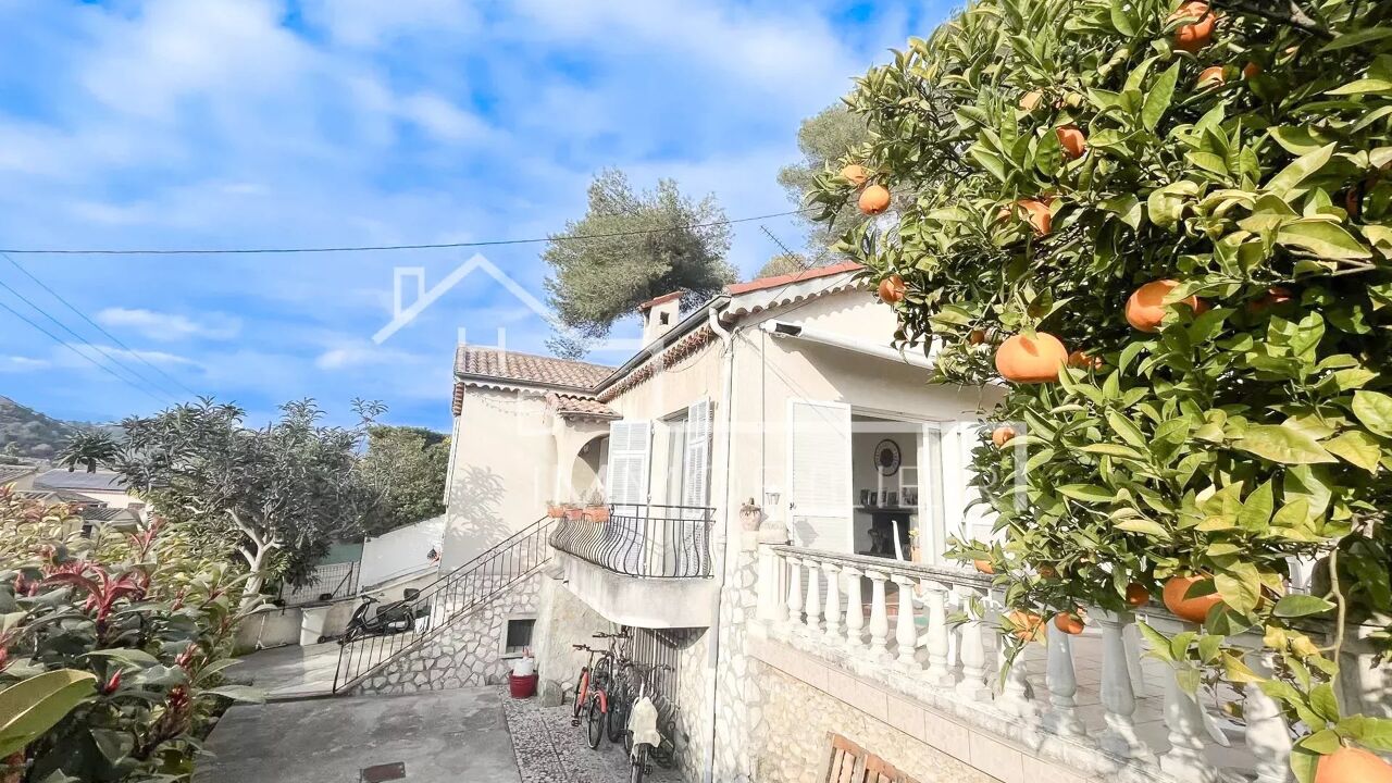 maison 4 pièces 120 m2 à vendre à Cagnes-sur-Mer (06800)