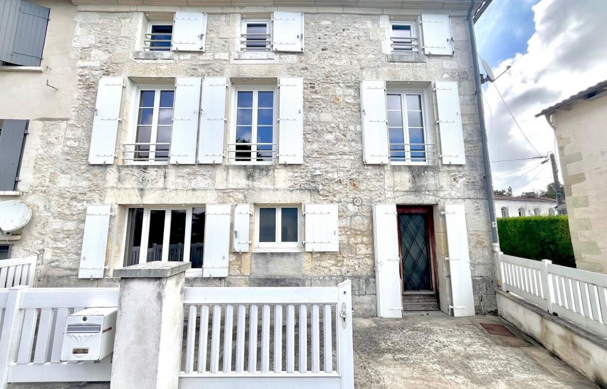 maison 6 pièces 120 m2 à vendre à La Chapelle-des-Pots (17100)