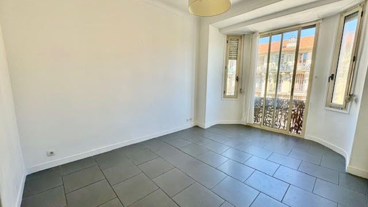 appartement 3 pièces 65 m2 à vendre à Nice (06300)