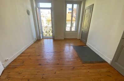 location appartement 395 € CC /mois à proximité de La Ricamarie (42150)