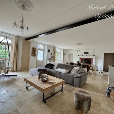 Maison 8 pièces 282 m²