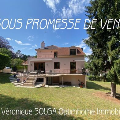 Maison 9 pièces 304 m²