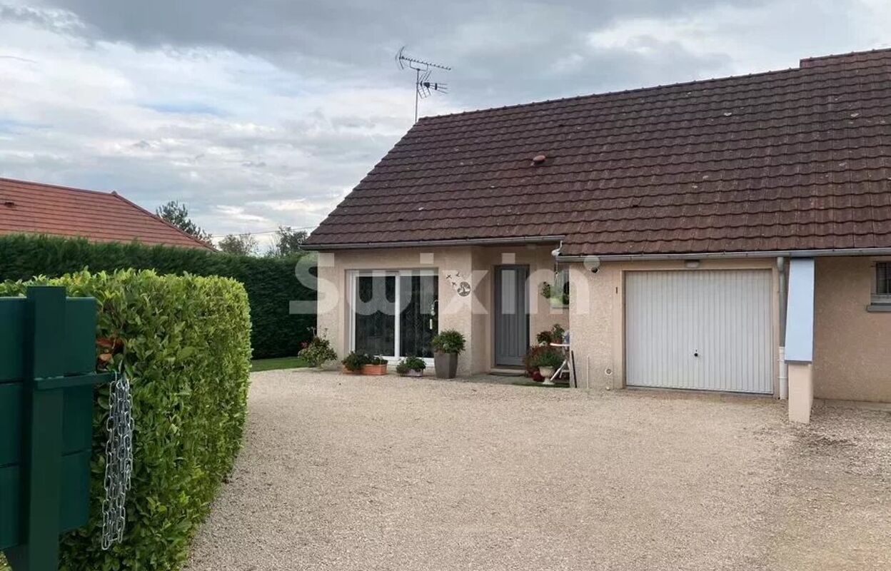 maison 4 pièces 66 m2 à vendre à Lons-le-Saunier (39000)