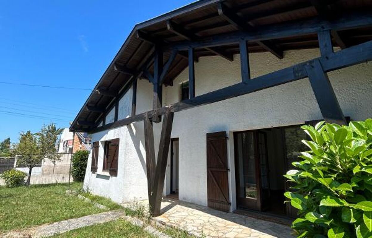 maison 5 pièces 130 m2 à vendre à Gujan-Mestras (33470)