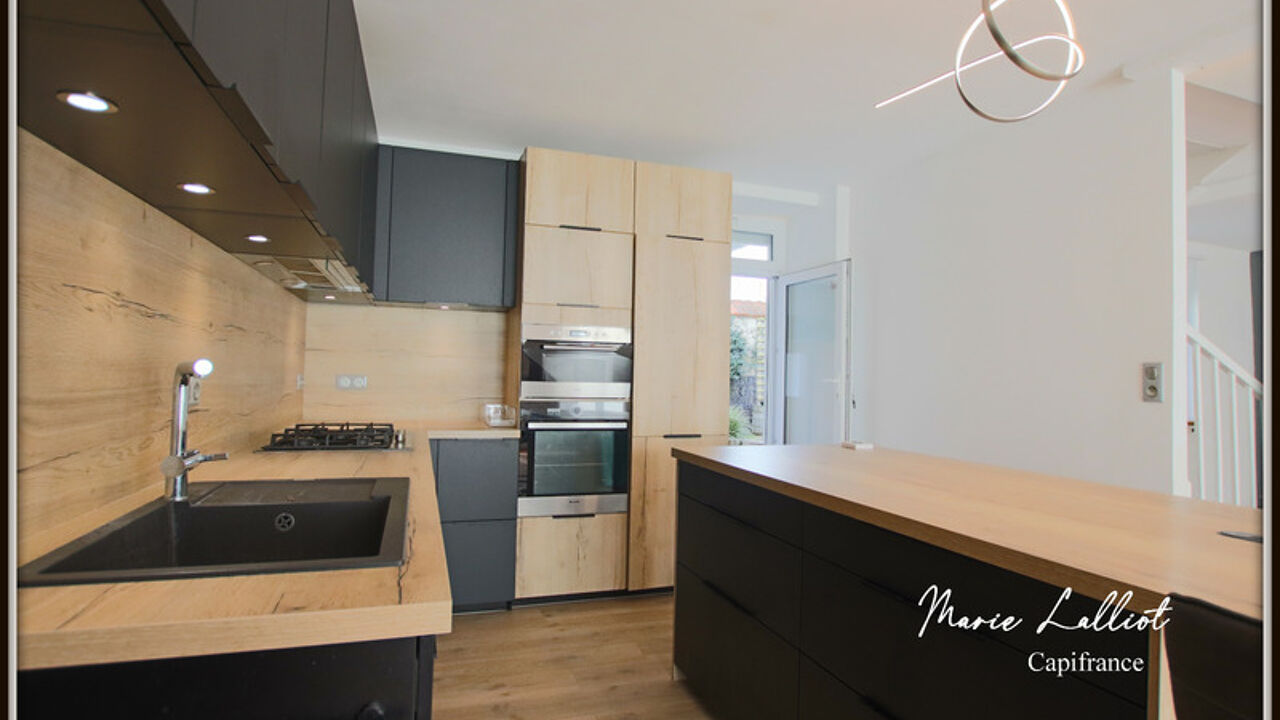 maison 8 pièces 191 m2 à vendre à Puiseaux (45390)