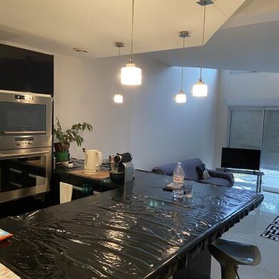 Appartement 1 pièces 930 €