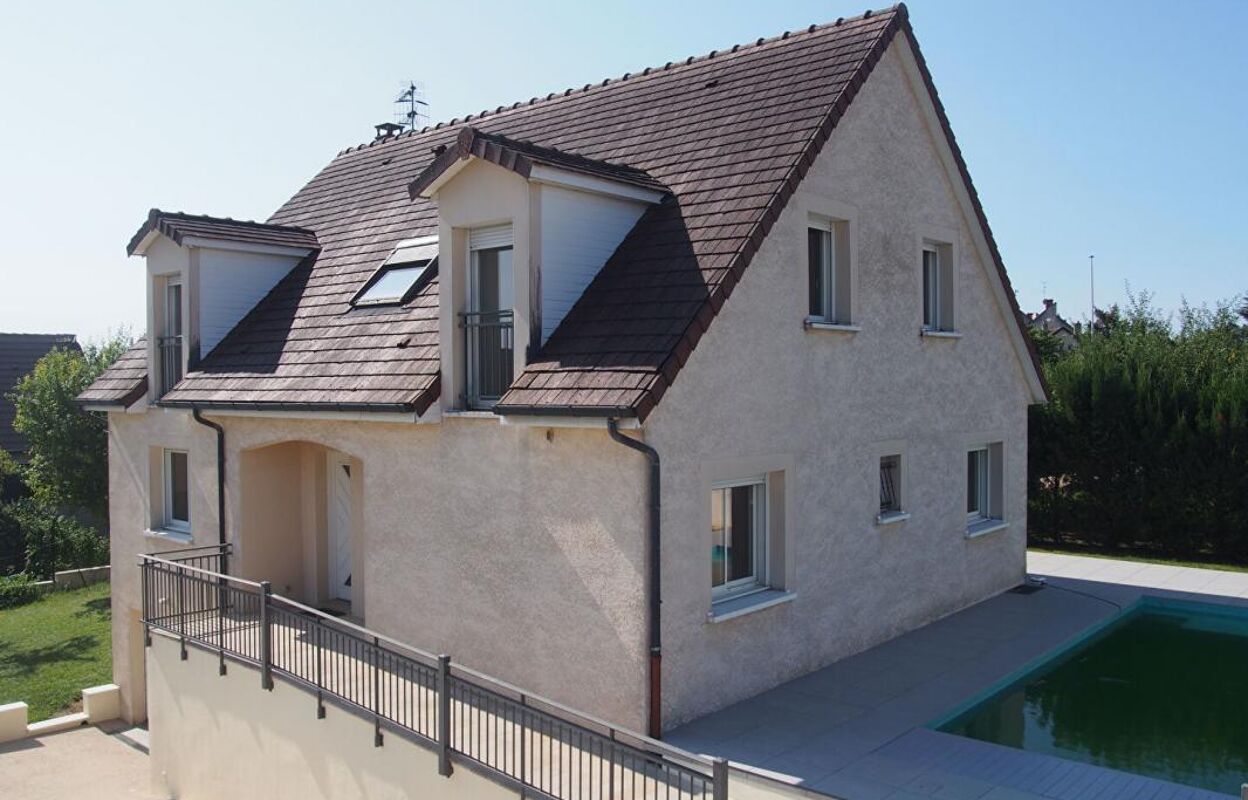 maison 7 pièces 170 m2 à vendre à Fontaine-Lès-Dijon (21121)