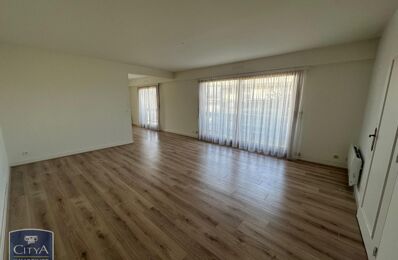 location appartement 820 € CC /mois à proximité de Coings (36130)