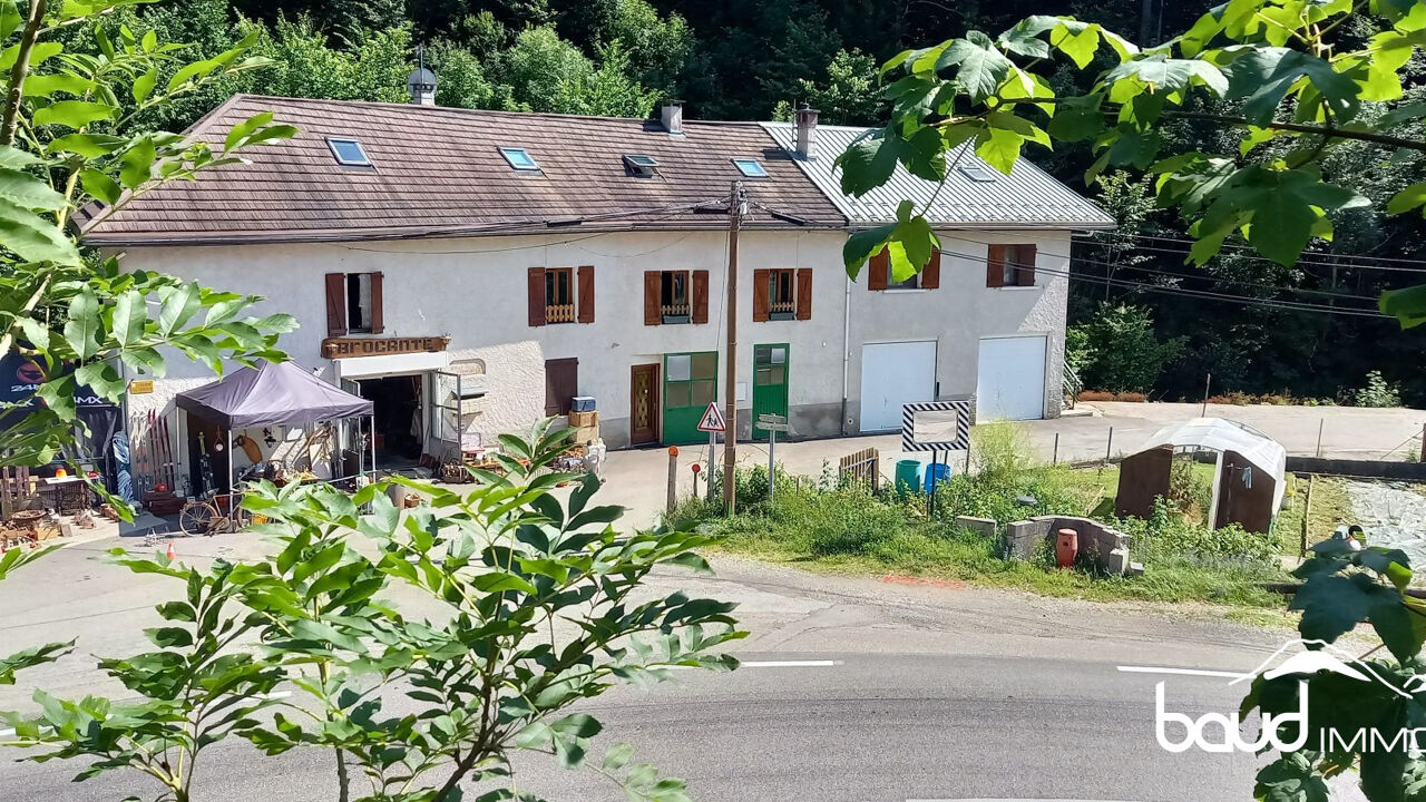 immeuble  pièces 313 m2 à vendre à Villard-de-Lans (38250)