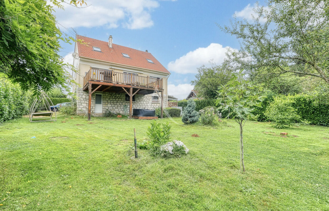 maison 7 pièces 156 m2 à vendre à Chaumont-en-Vexin (60240)