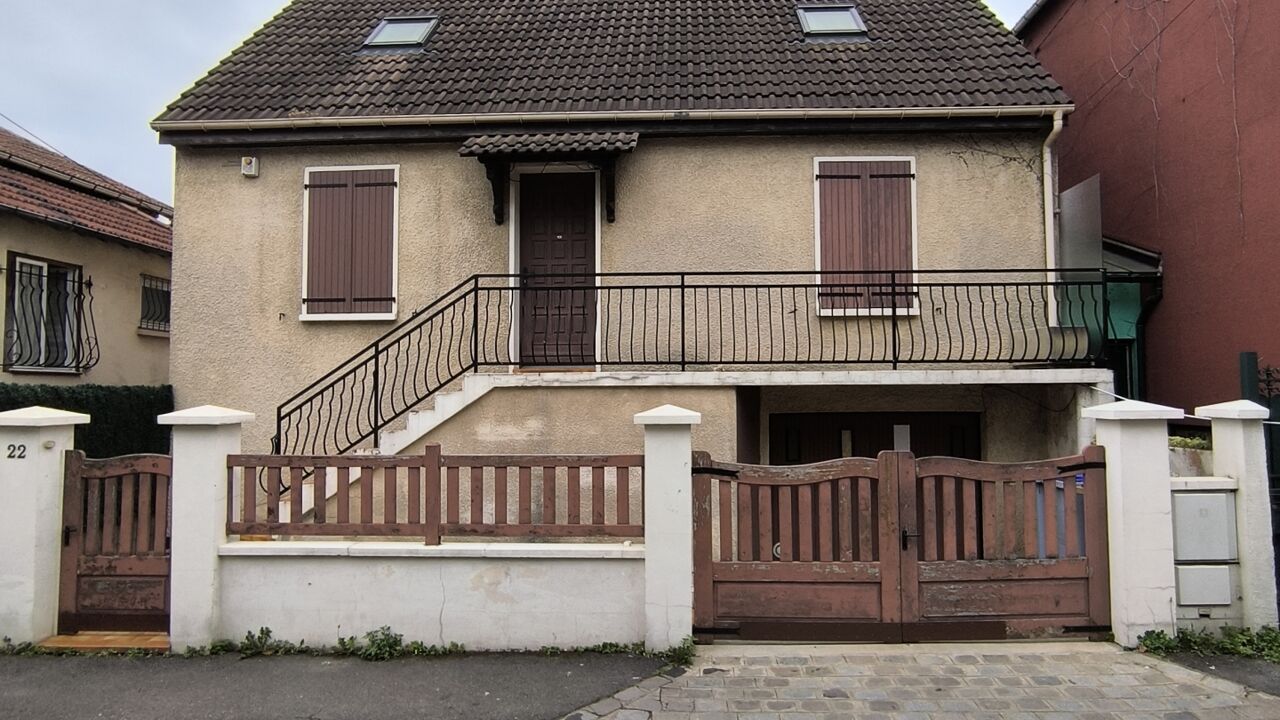 maison 5 pièces 130 m2 à vendre à Le Bourget (93350)