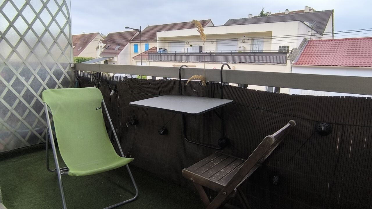 appartement 1 pièces 27 m2 à vendre à Le Bourget (93350)