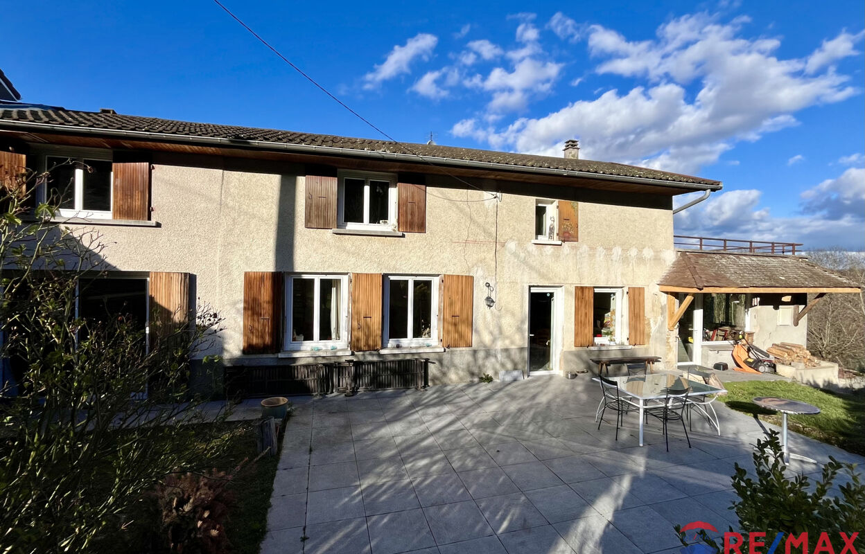 maison 6 pièces 186 m2 à vendre à Maubec (38300)