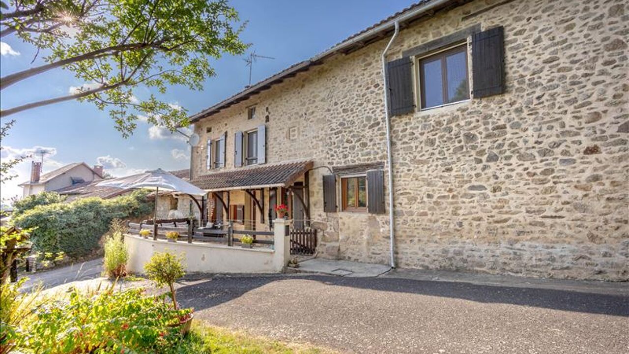 maison 7 pièces 205 m2 à vendre à Saint-Auvent (87310)