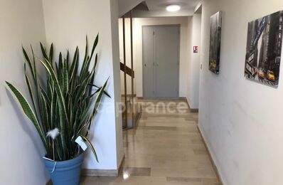 vente appartement 234 000 € à proximité de Gordes (84220)