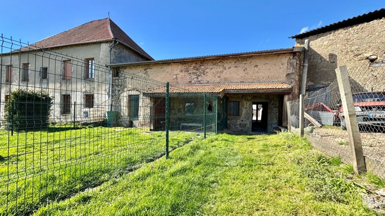 maison 2 pièces 150 m2 à vendre à Saint-Priest-la-Prugne (42830)