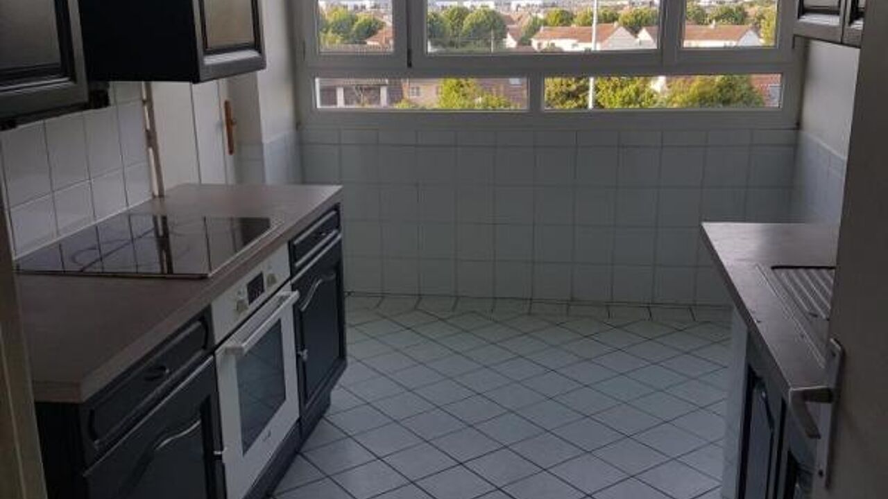 appartement 3 pièces 63 m2 à louer à Les Clayes-sous-Bois (78340)