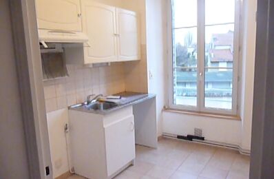 location appartement 690 € CC /mois à proximité de Pont-sur-Yonne (89140)