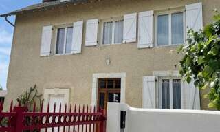 Maison 4 Pièces 93 m² à louer à Buros (64160)