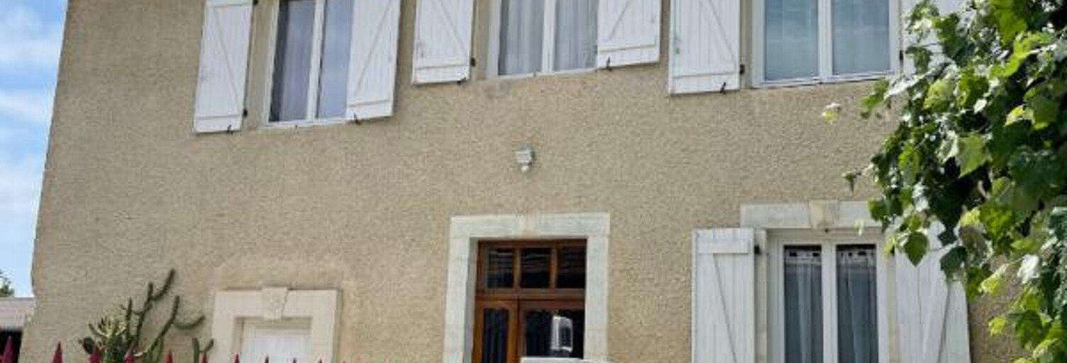 Maison 4 Pièces 93 m² à louer à Buros (64160)