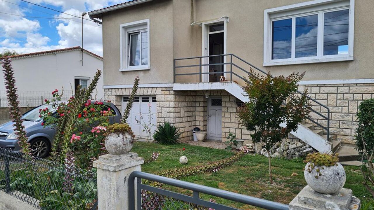 maison 6 pièces 136 m2 à vendre à Saintes (17100)