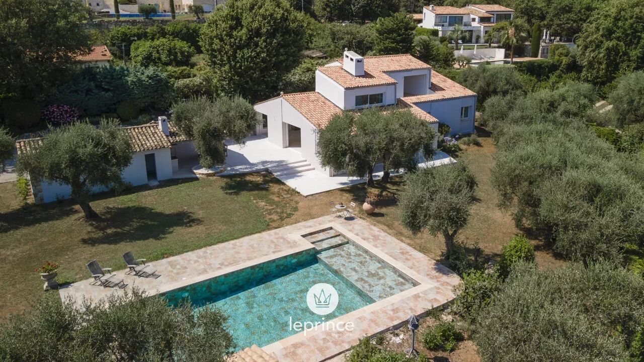 maison 6 pièces 226 m2 à vendre à Châteauneuf-Grasse (06740)