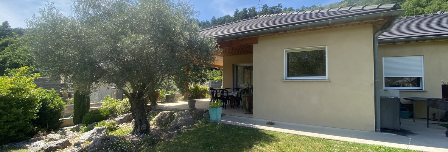 Maison 7 Pièces 163 m² à vendre à Saint-Jean-du-Bruel (12230)