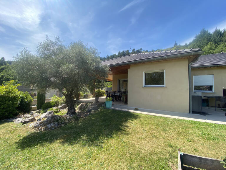 Villa récente de 163 m2 avec terrain de 1100m2 — photo 1
