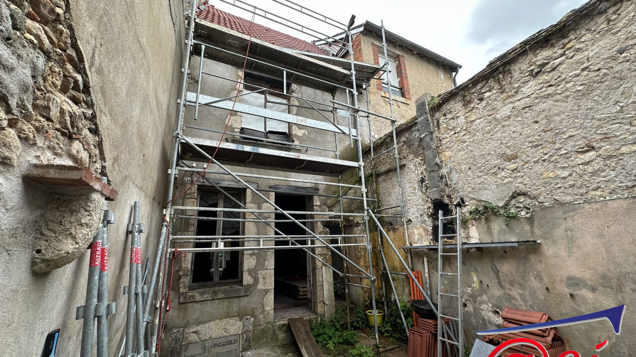 immeuble  pièces 180 m2 à vendre à Châtillon-sur-Loire (45360)