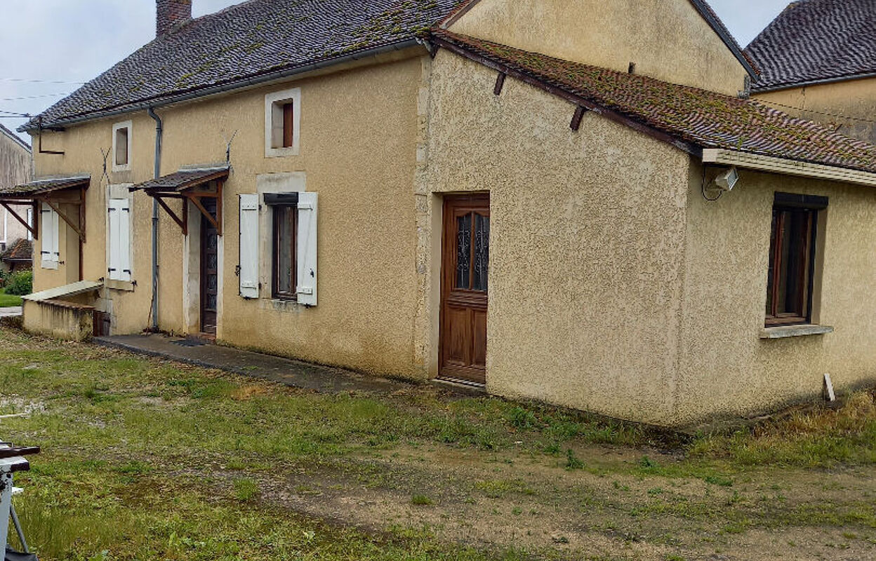 maison 5 pièces 92 m2 à vendre à Saint-Sauveur-en-Puisaye (89520)