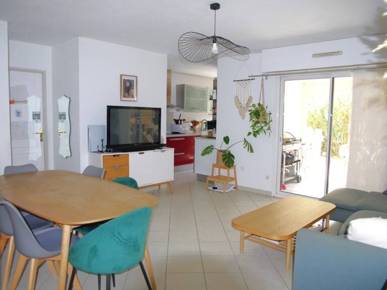DRAGUIGNAN APPARTEMENT T4 REZ DE JARDIN DOUBLE GARAGE PROXIMITE CENTRE VILLE — photo 1