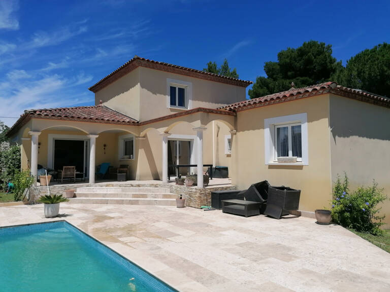 Villa 6 pièces avec piscine à Puilacher — photo 1