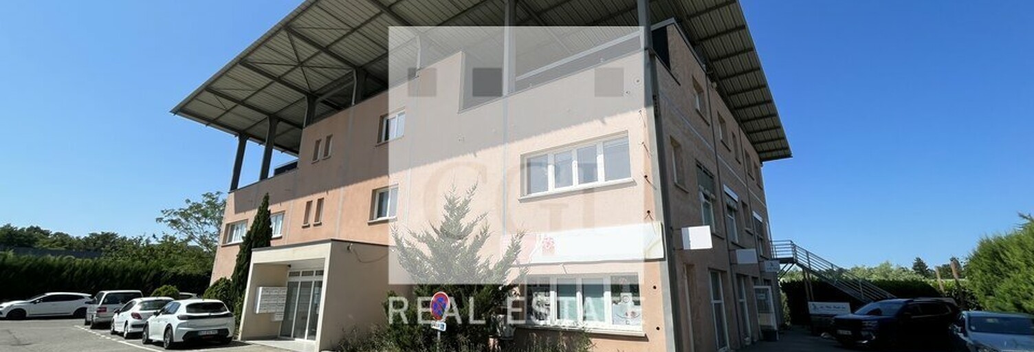 Bureau  900 m² à louer à Villefontaine (38090)