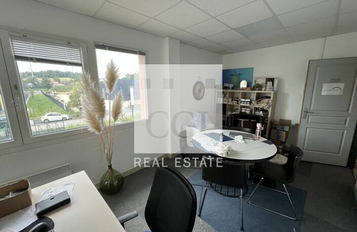 BUREAUX à LOUER — photo 3