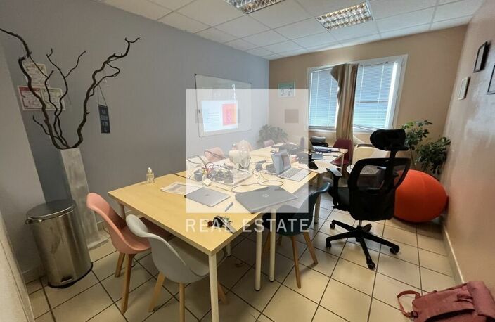 BUREAUX à LOUER — photo 5