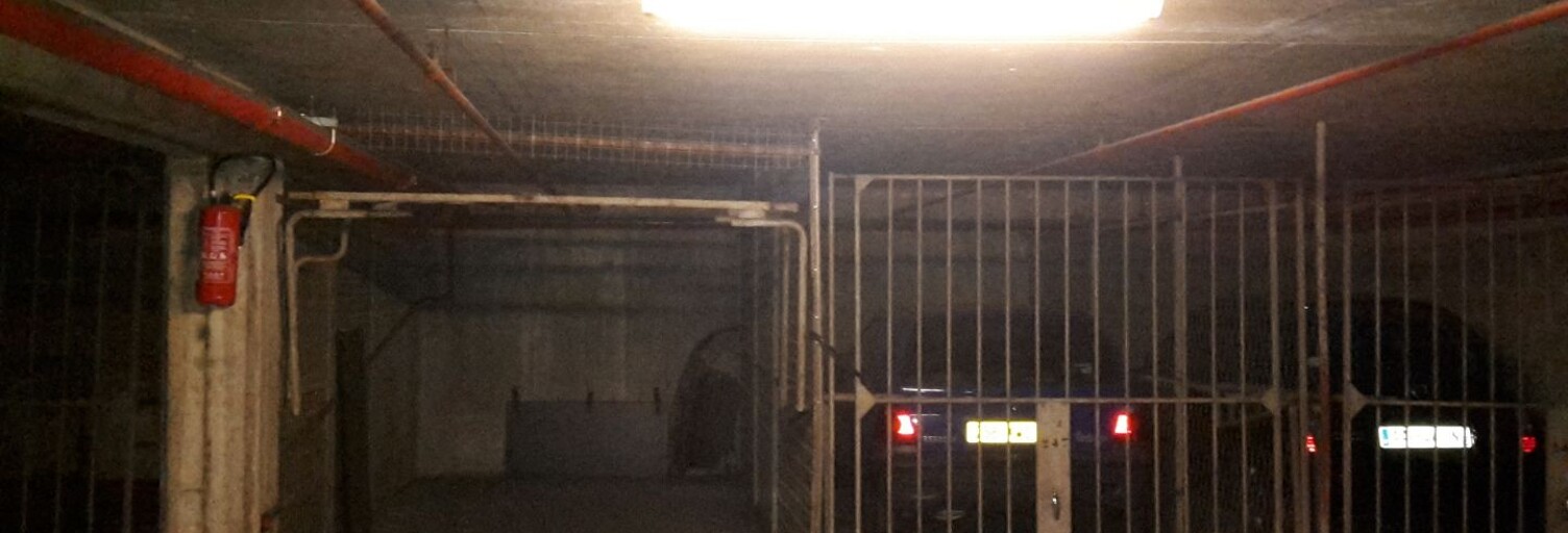 Garage  12 m² à louer à Paris 18 (75018)