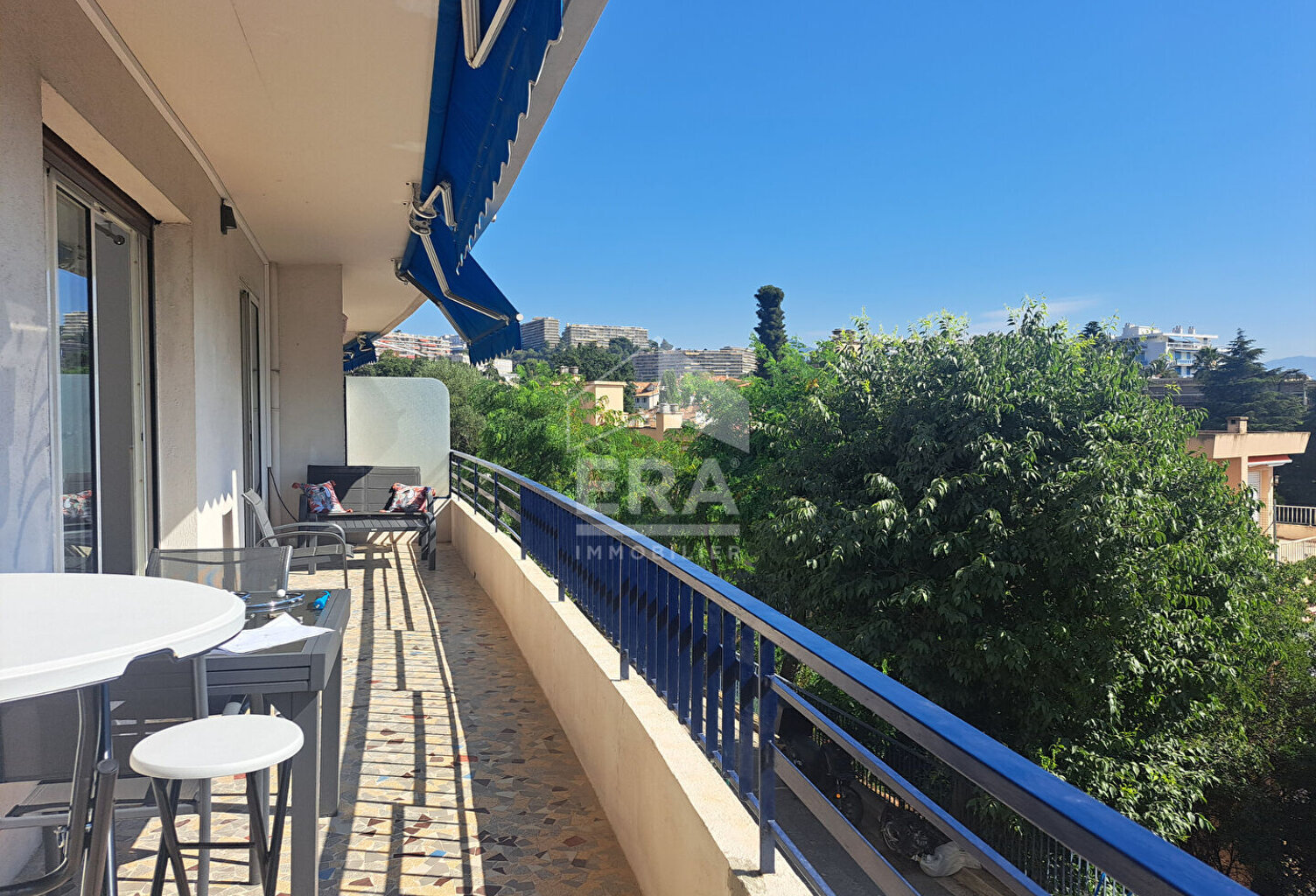 NICE OUEST  F2 63 M2 TERRASSE VUE MER PROCHE PLAGE PKG — photo 1