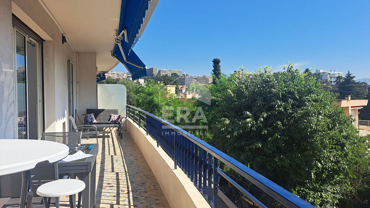 appartement 2 pièces 64 m2 à vendre à Nice (06200)