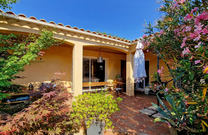 A VENDRE - 15 km d'Uzès, Villa plain-pied de 120 m² sur 2400 ... — photo 3