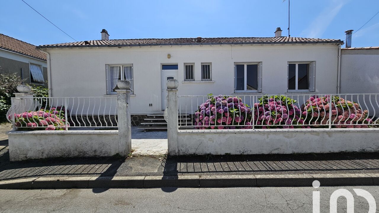 maison 5 pièces 117 m2 à vendre à Fontenay-le-Comte (85200)