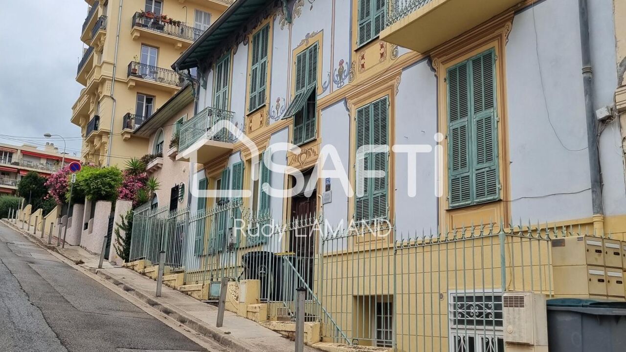 appartement 2 pièces 29 m2 à vendre à Nice (06100)