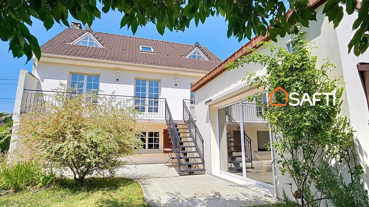 maison 9 pièces 155 m2 à vendre à La Ville-du-Bois (91620)