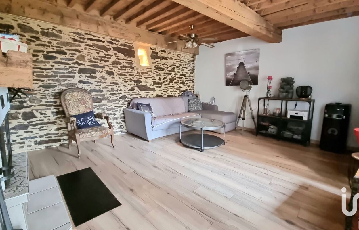 maison 6 pièces 143 m2 à vendre à La Valla-en-Gier (42131)