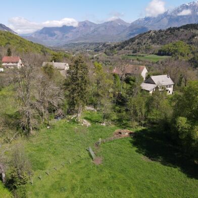 Terrain 795 m²