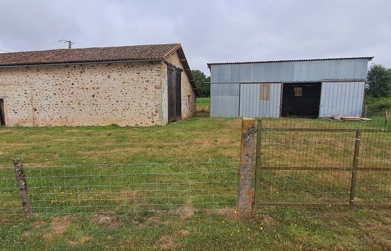 terrain  pièces 630 m2 à vendre à Beaulieu-sous-Parthenay (79420)