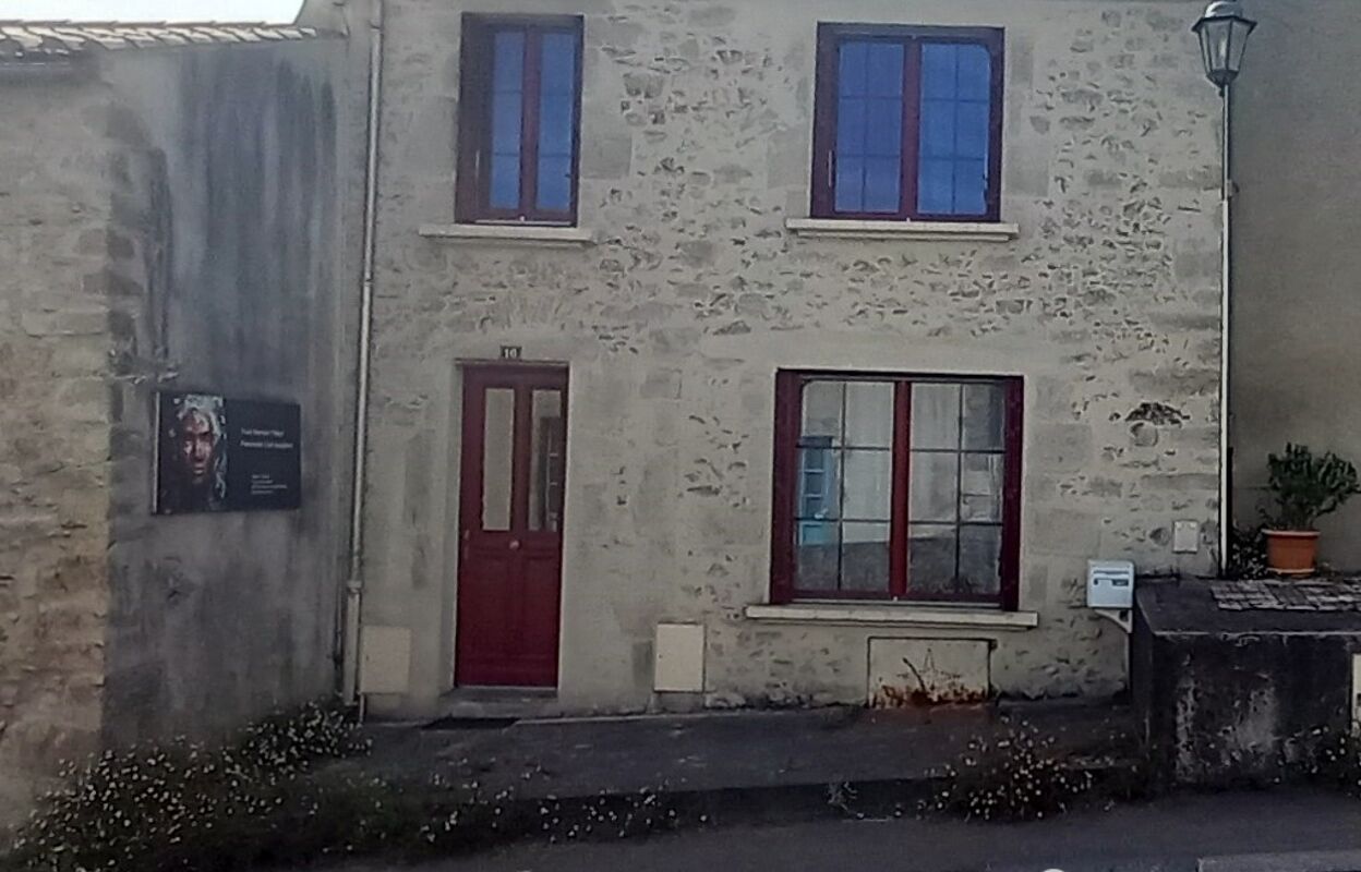 maison 5 pièces 98 m2 à vendre à Beaulieu-sous-la-Roche (85190)