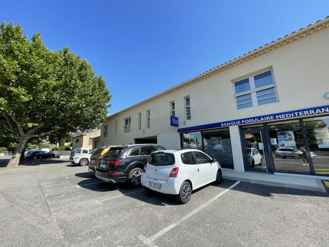 Commerce proposé à Saint-Paul-Trois-Châteaux
