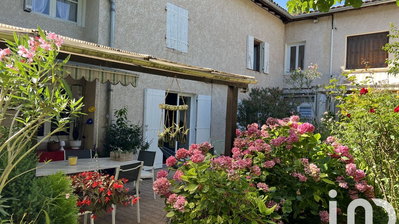 maison 8 pièces 265 m2 à vendre à Fareins (01480)