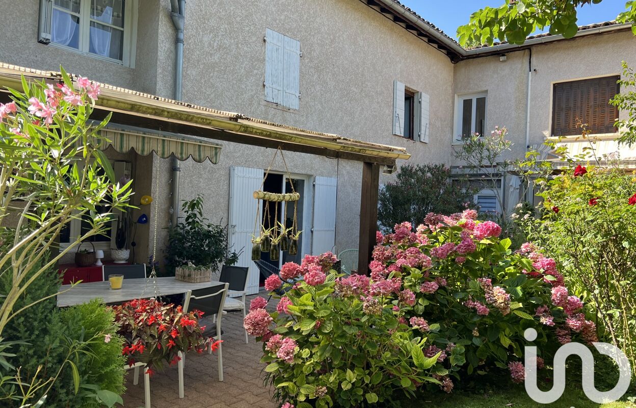 maison 8 pièces 265 m2 à vendre à Fareins (01480)