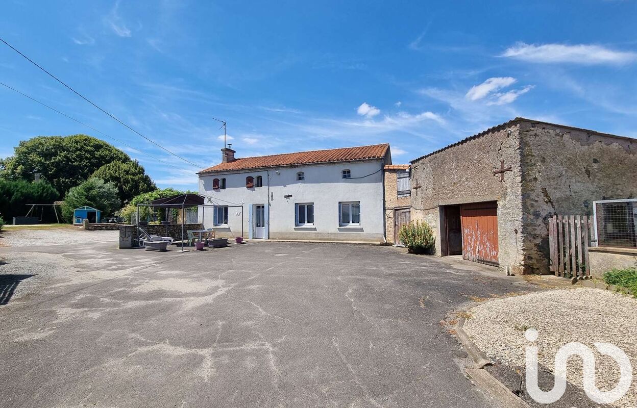 maison 4 pièces 85 m2 à vendre à Pressigny (79390)